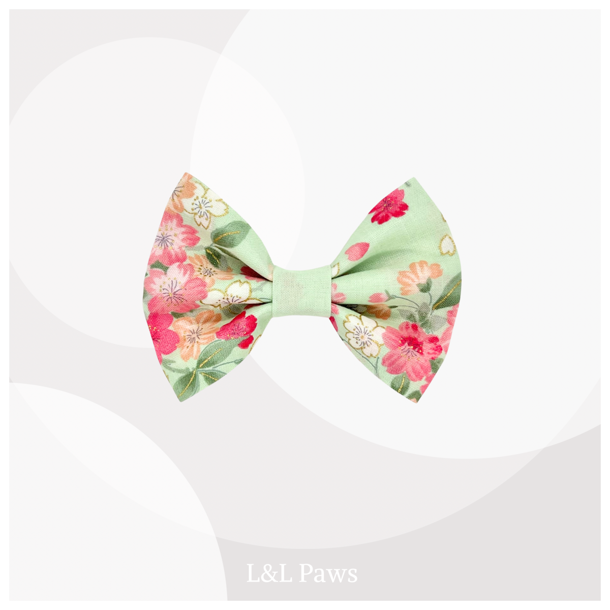 ずっとさくら　緑　蝶ネクタイ