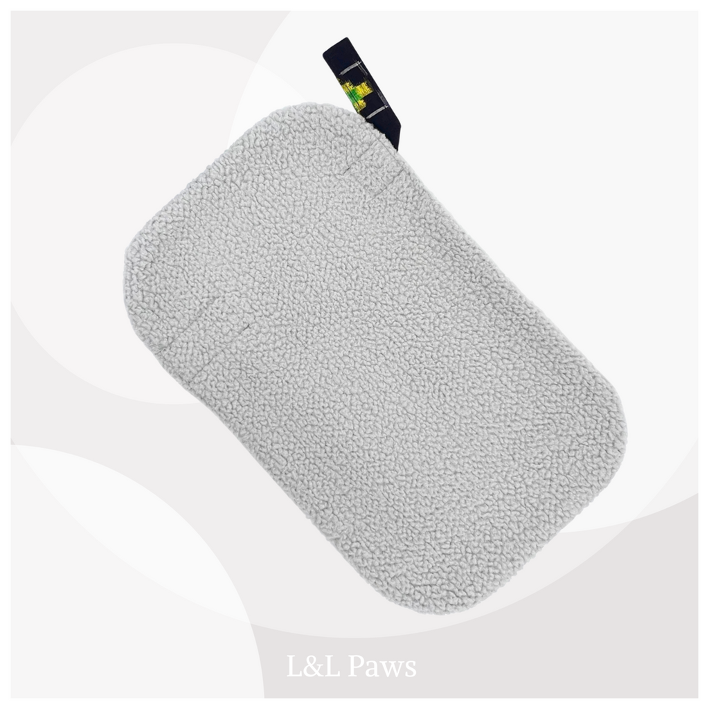 Kagayaku Hana 輝く花 Glowing Flower - Wool Tsumugi Kimono Fabric - Haori Coat