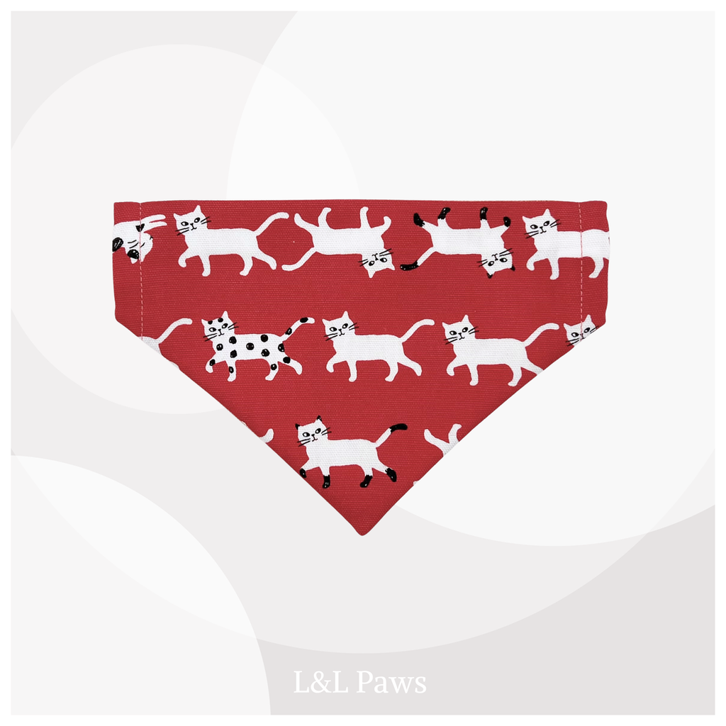 きみが好き！かわいい猫の和バンダナ 赤 Authentic Japanese Bandanas 和なバンダナ 犬 猫 ペット 和柄 日本製 手作り ギフト エルエルポウズ