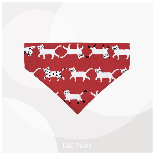 きみが好き！かわいい猫の和バンダナ 赤 Authentic Japanese Bandanas 和なバンダナ 犬 猫 ペット 和柄 日本製 手作り ギフト エルエルポウズ