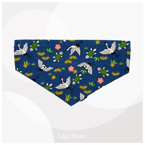 祝い鶴 青 - 犬のバンダナ Dog Bandanas 犬のバンダナ 犬 猫 ペット 和柄 日本製 手作り ギフト エルエルポウズ